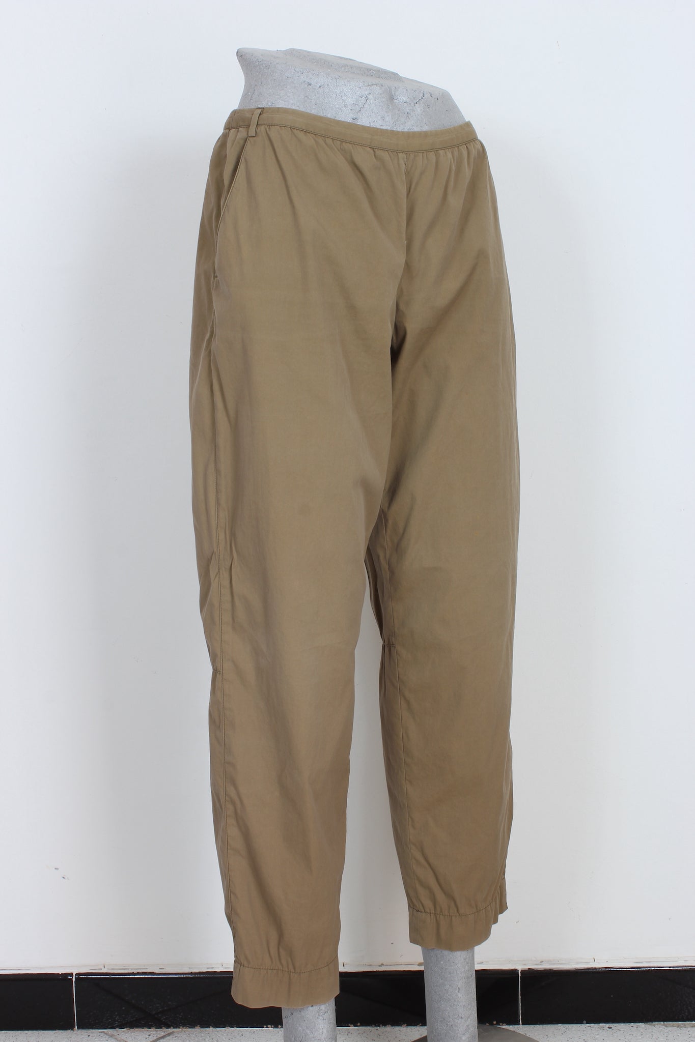 Ladies Brown Stripe Capri Pants – StylePhase SA