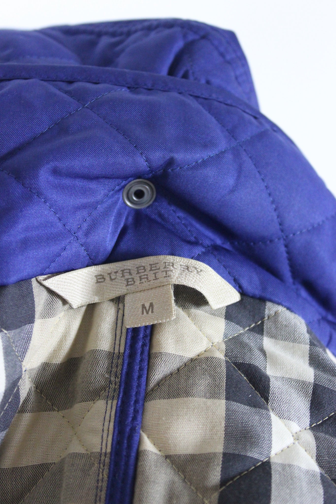 Burberry quilted hotsell jacket navy blue