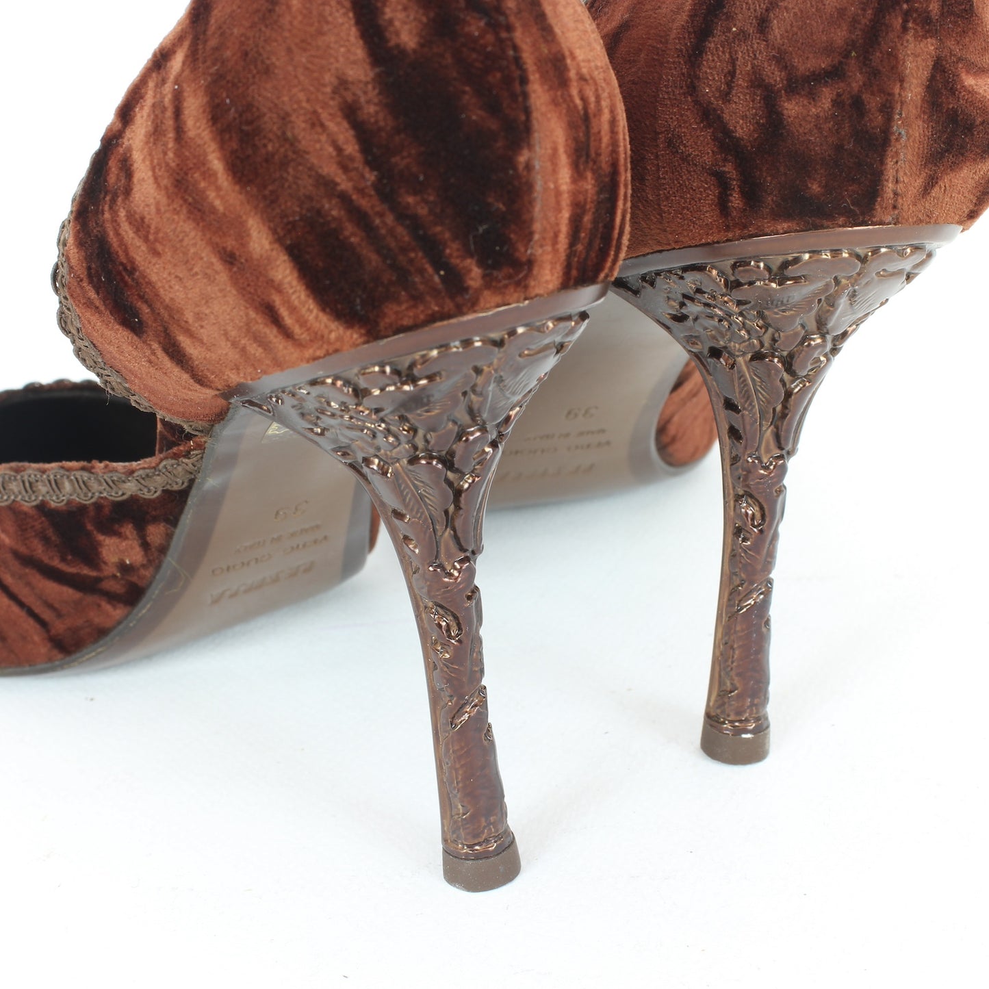 Le Silla Brown Velvet Inlaid Heel Shoes 2000s