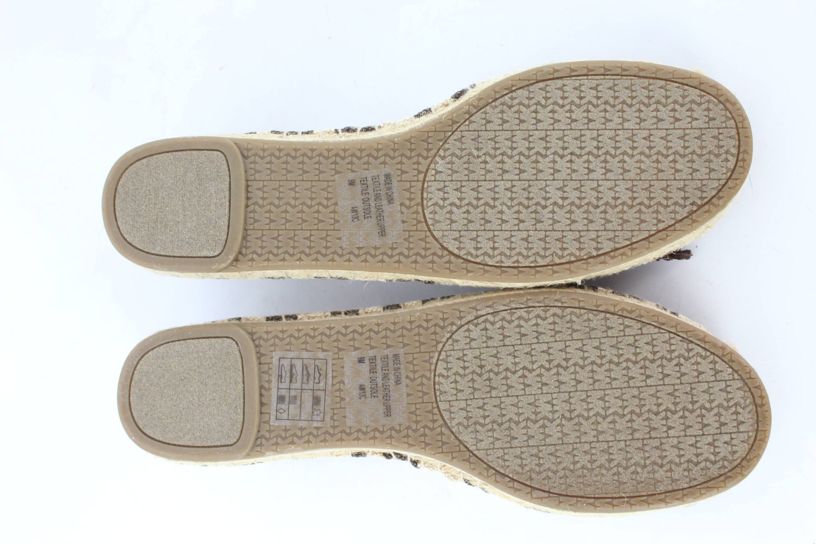 Michael kors hot sale canvas shoes